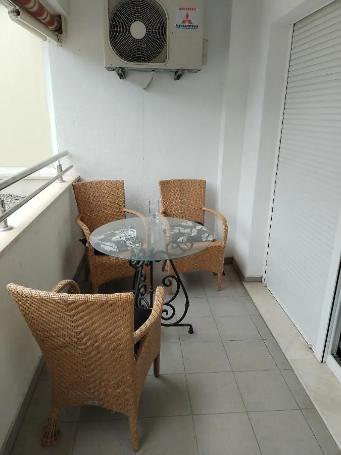 Guest house Deluxe Apartment Manuela With Balcony Top Center Split